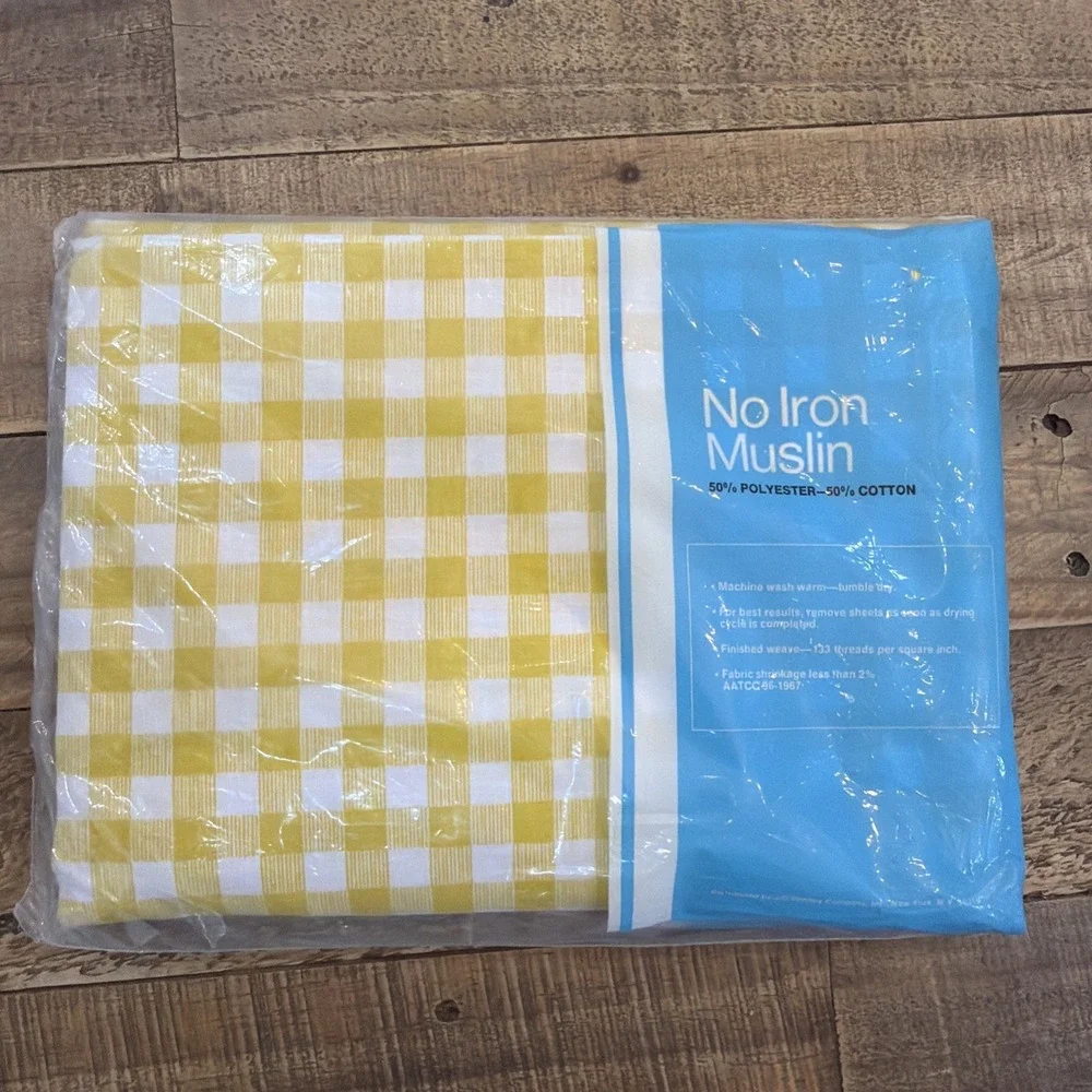 Vintage JC Penney No Iron Muslin One Fitted Sheet Twin Size Yellow NIP For 39x75